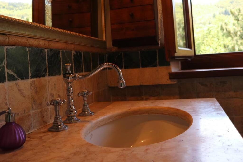 La Sala Vecchia - Lovely Tuscan Holiday House Badia Prataglia, Casentino Valley Chiusi della Verna Eksteriør bilde